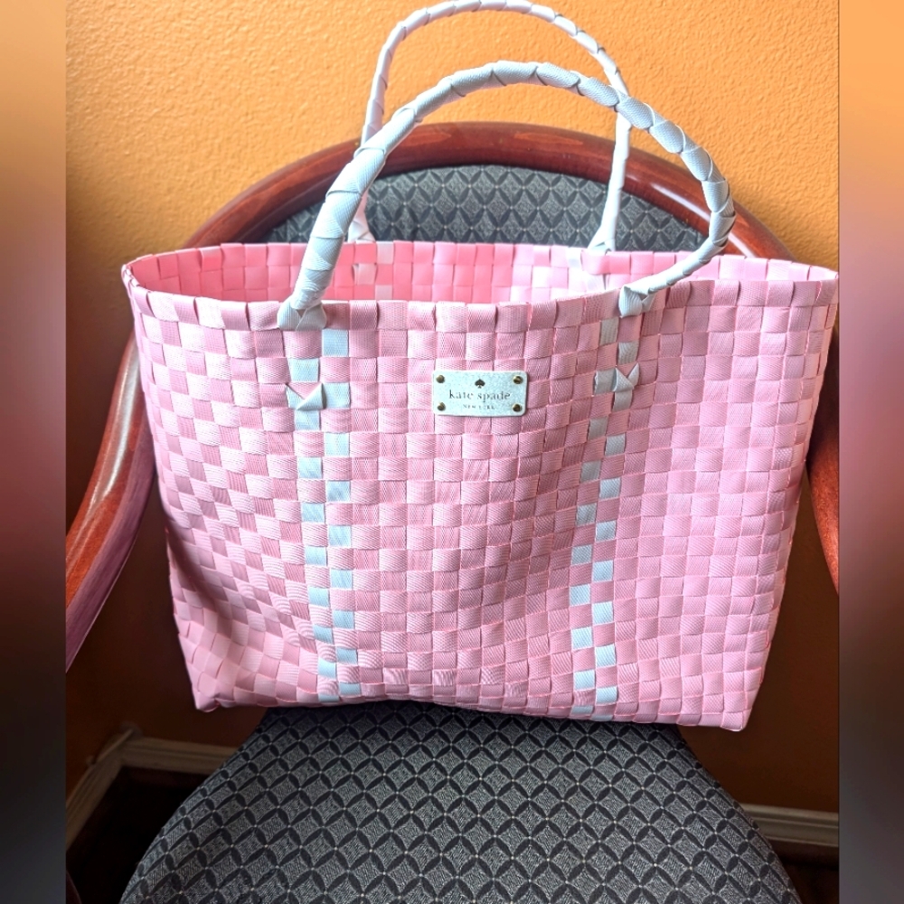 Pink Kate Spade tote.